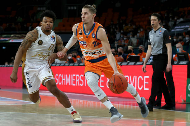 次进攻却全 次进攻却全